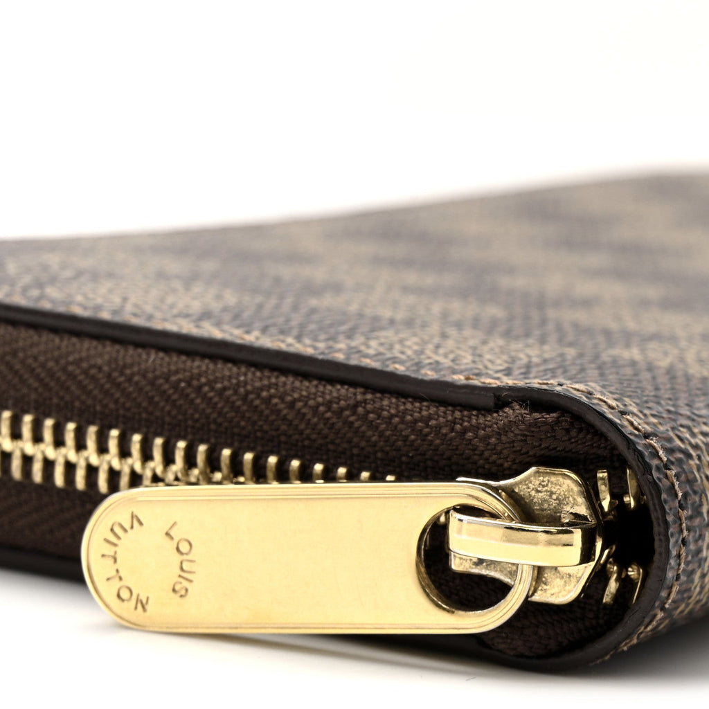 Damier Ebene Zippy Wallet