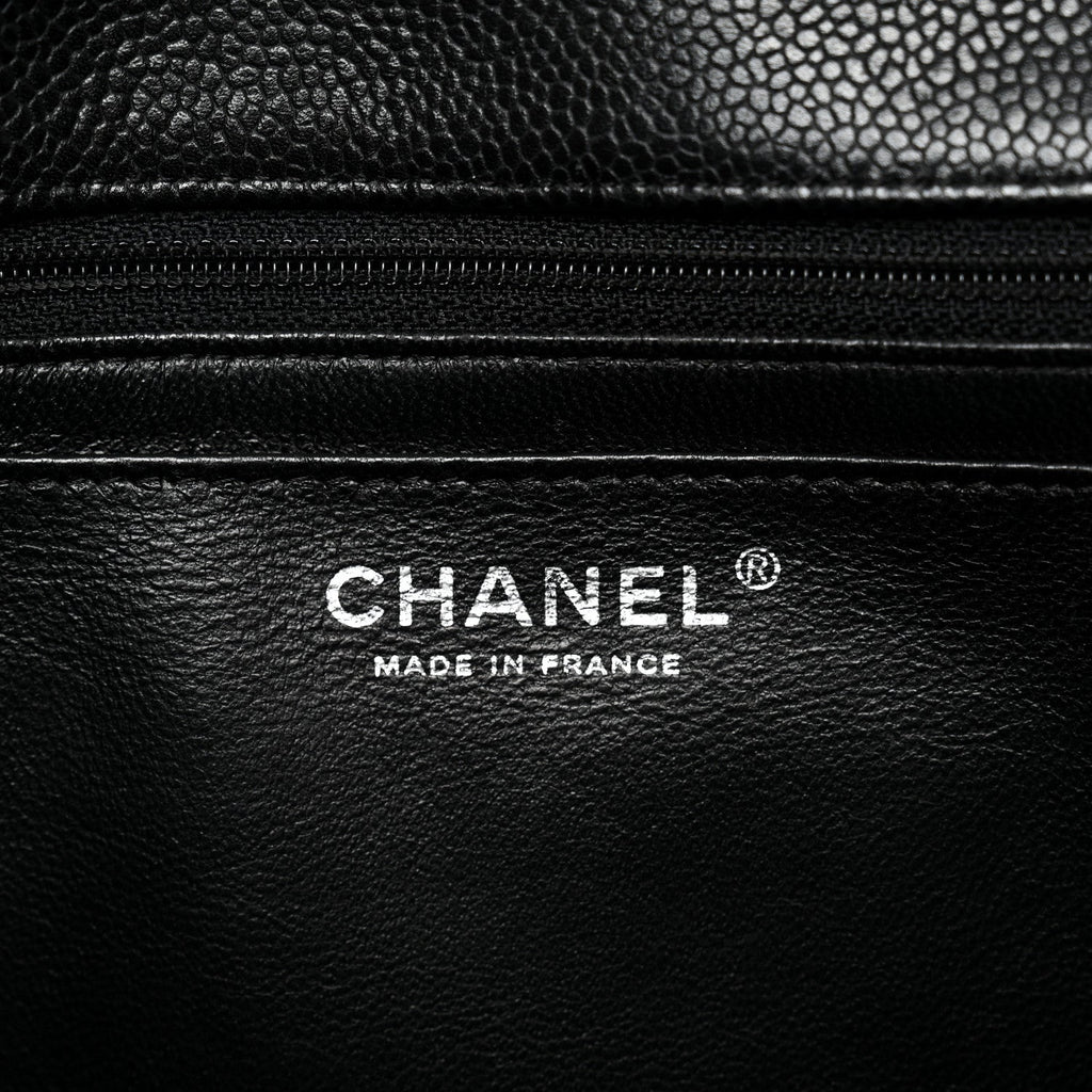 Caviar Quilted Jumbo Single Flap Black
