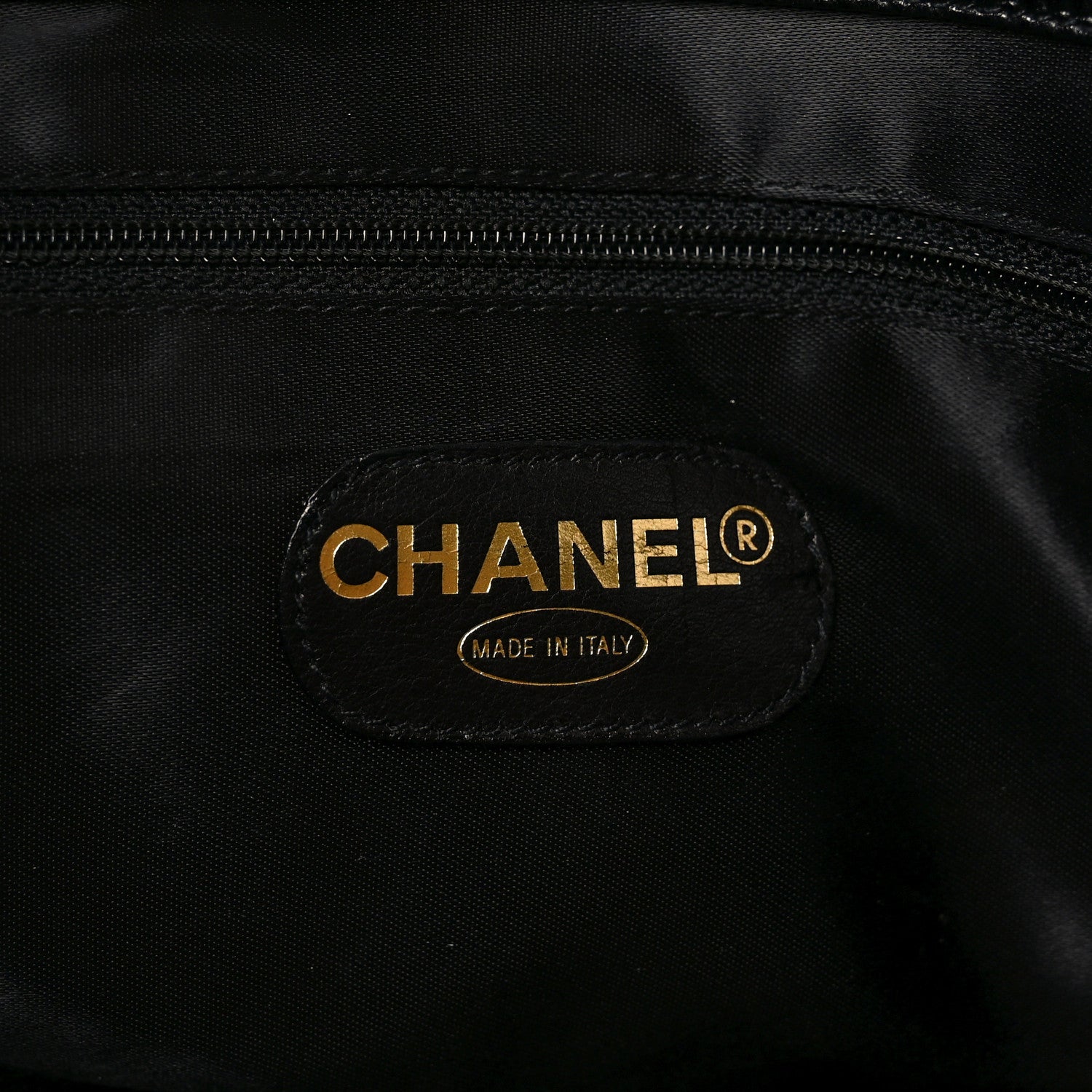 Caviar Large CC Shoulder Bag Black