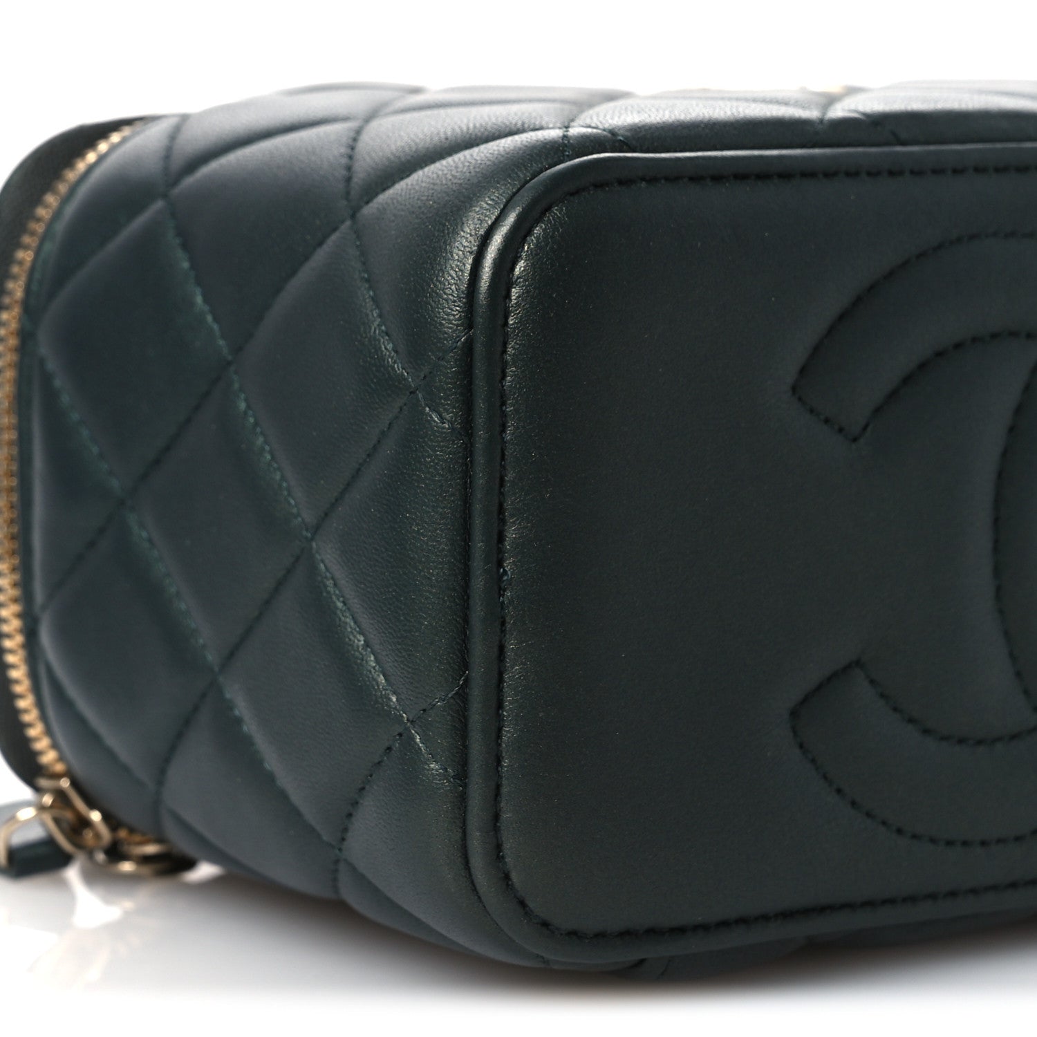 Iridescent Lambskin Quilted Small Top Handle Vanity Case With Chain Green