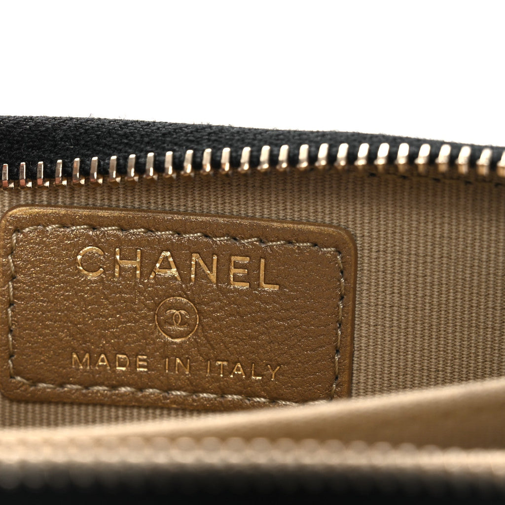 Lambskin Quilted CC Pearl Crush Zip  Holder On Chain Black