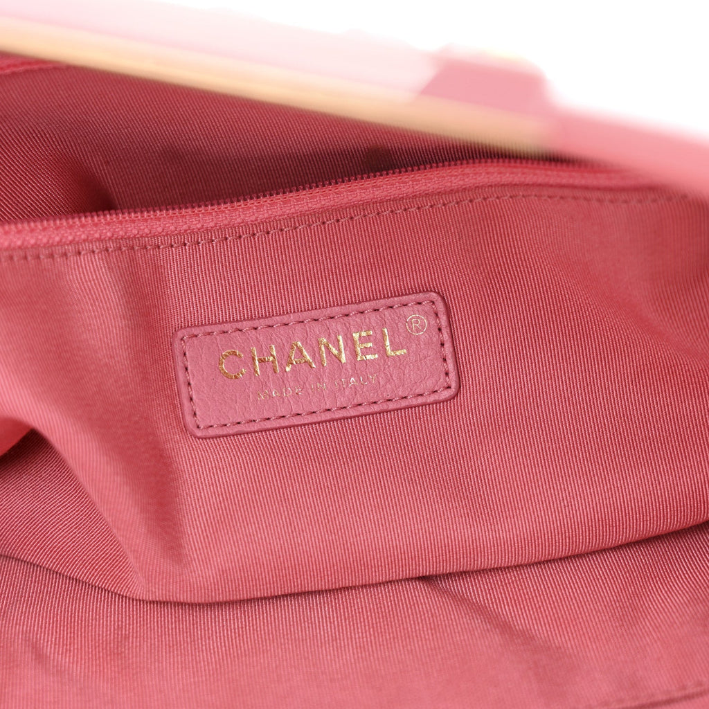 Caviar Quilted A Real Catch Clutch Pink