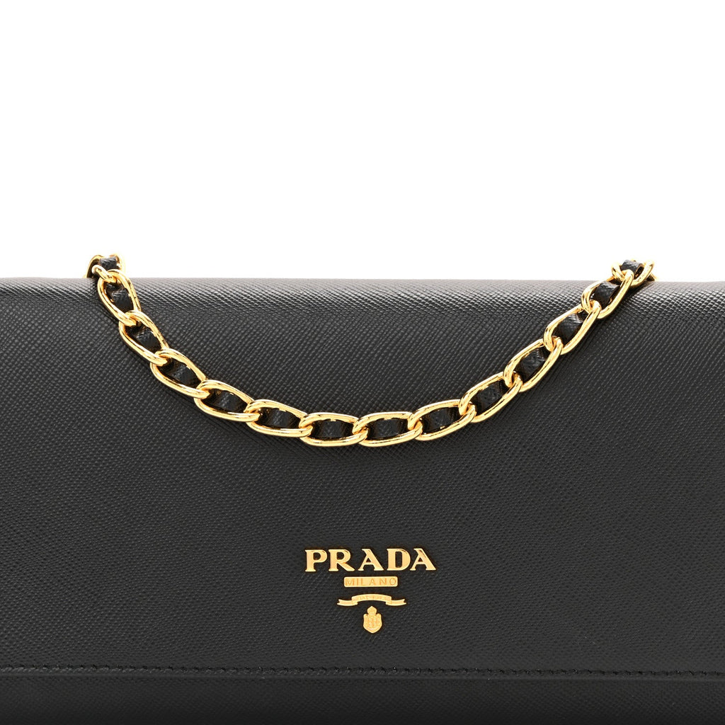 Saffiano Metal Oro Chain Wallet Black