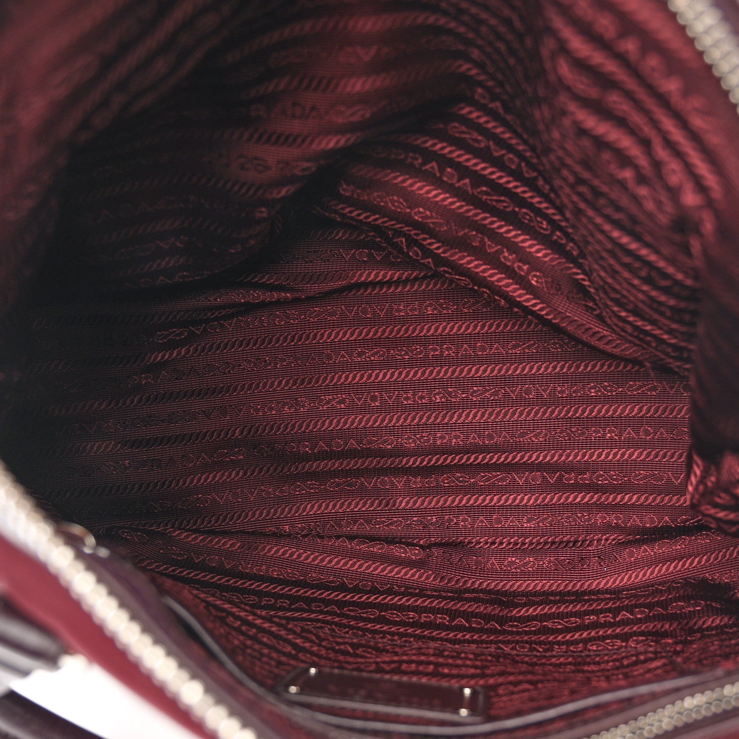 Nylon Tessuto Soft Calf Small Tote Granato