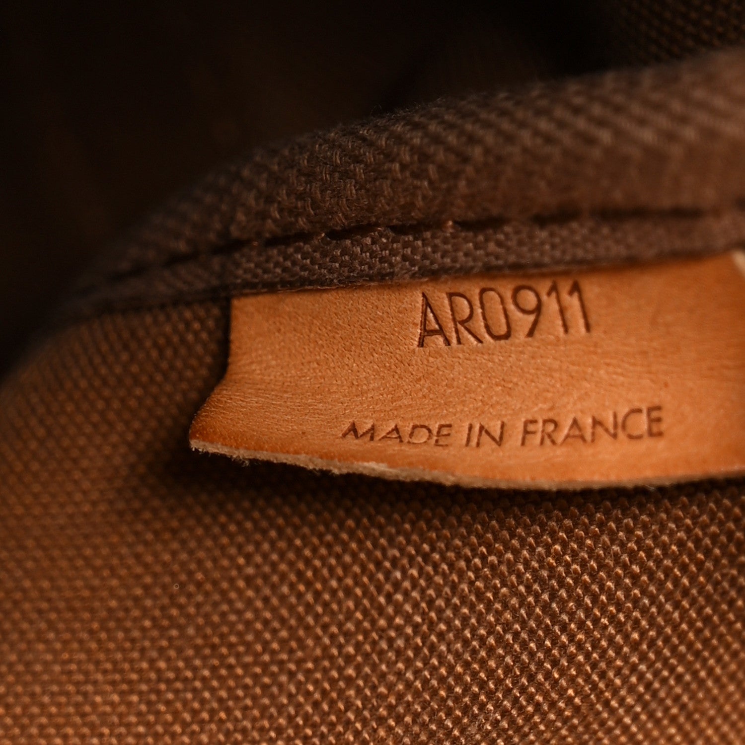 Monogram Saumur 35