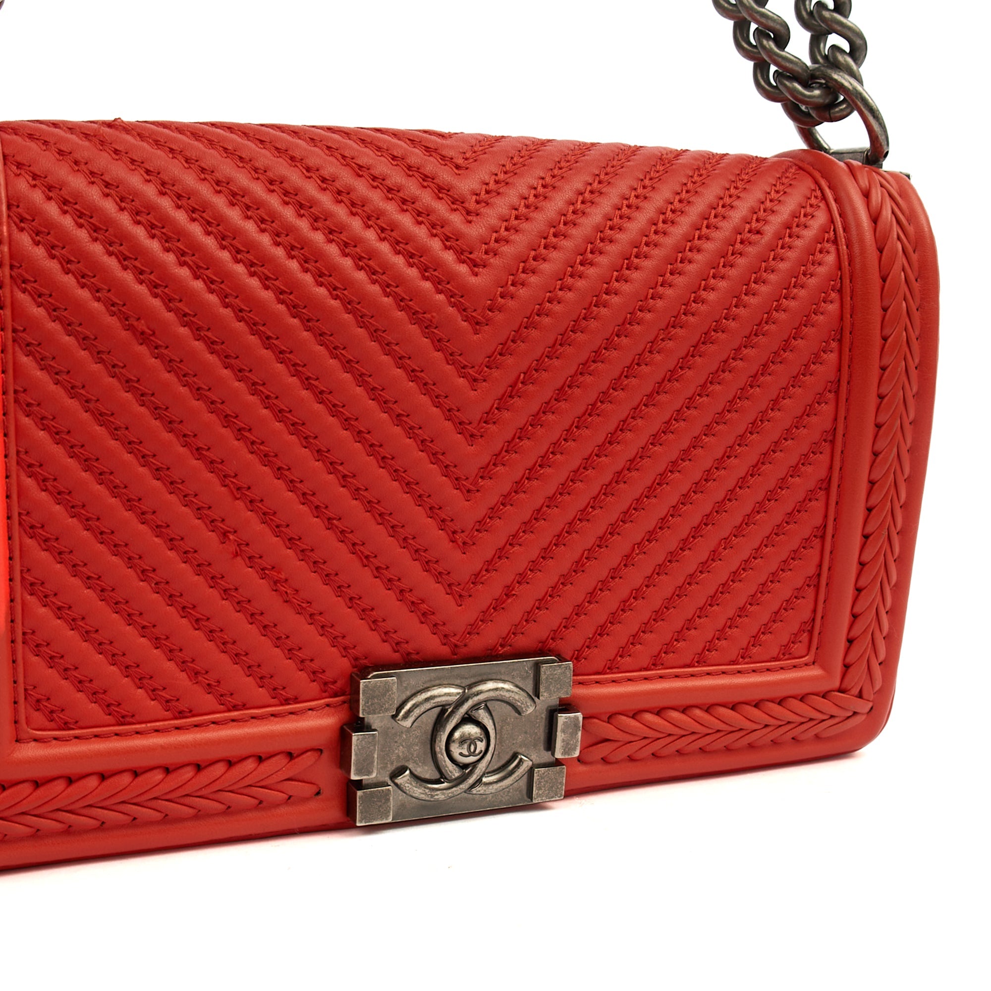 Chanel Cross Body Boy - Medium in Red, Calfskin Leather