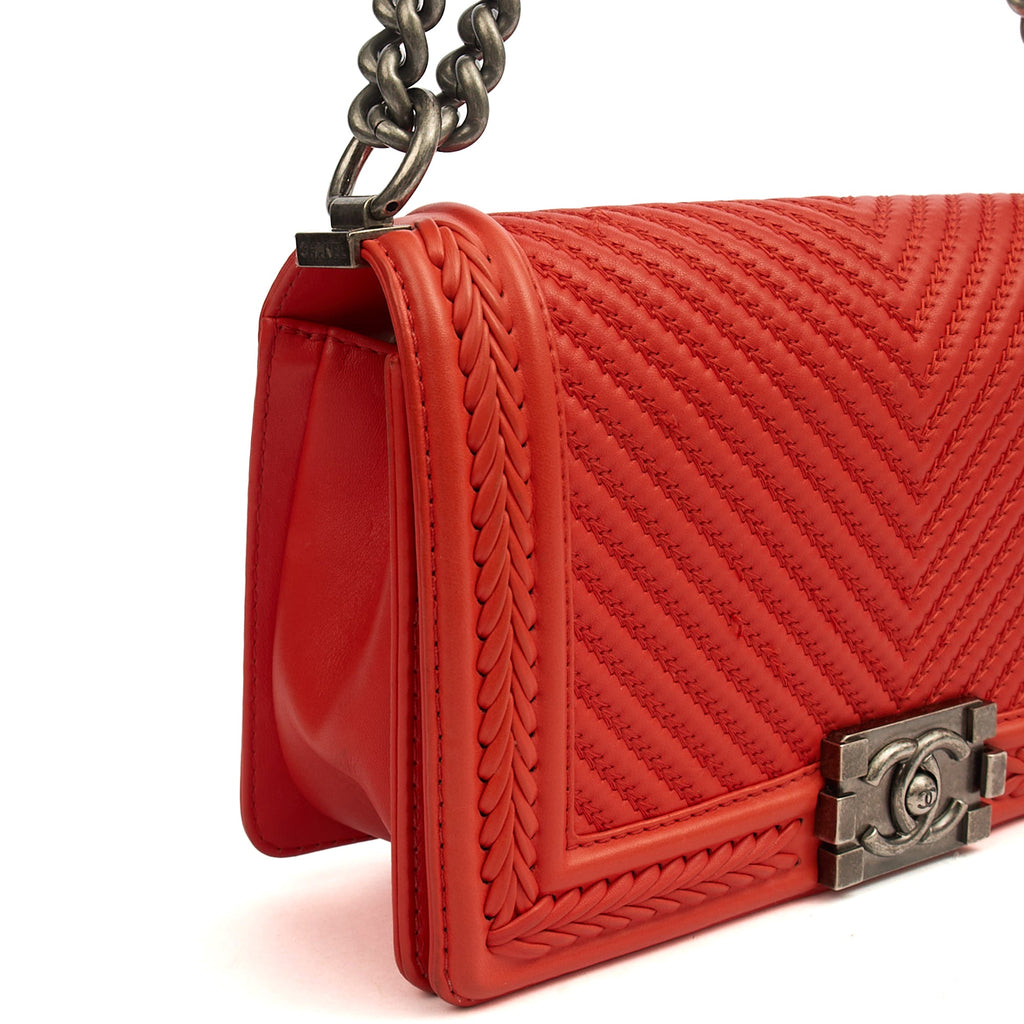 Chanel Cross Body Boy - Medium in Red, Calfskin Leather