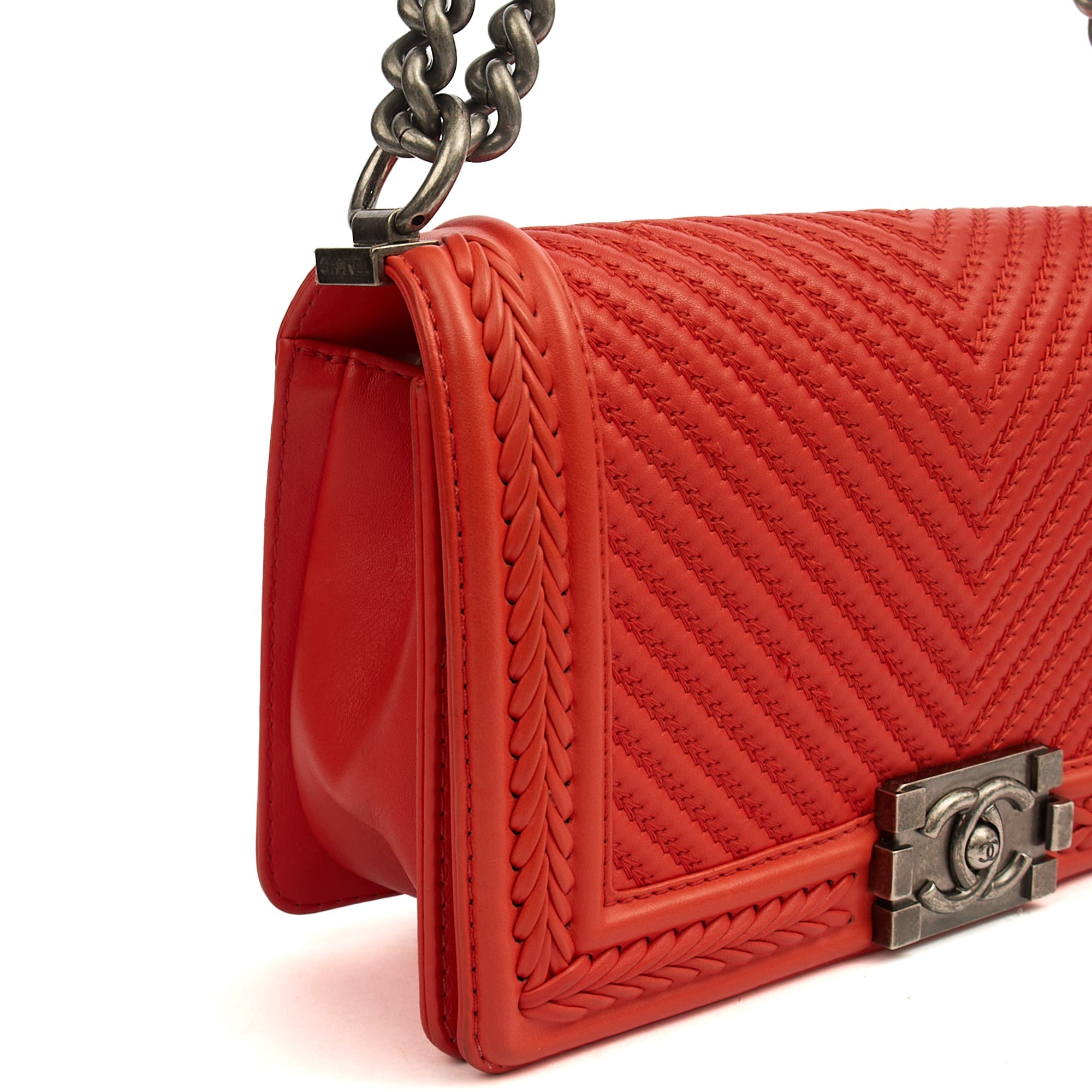 Chanel Cross Body Boy - Medium in Red, Calfskin Leather