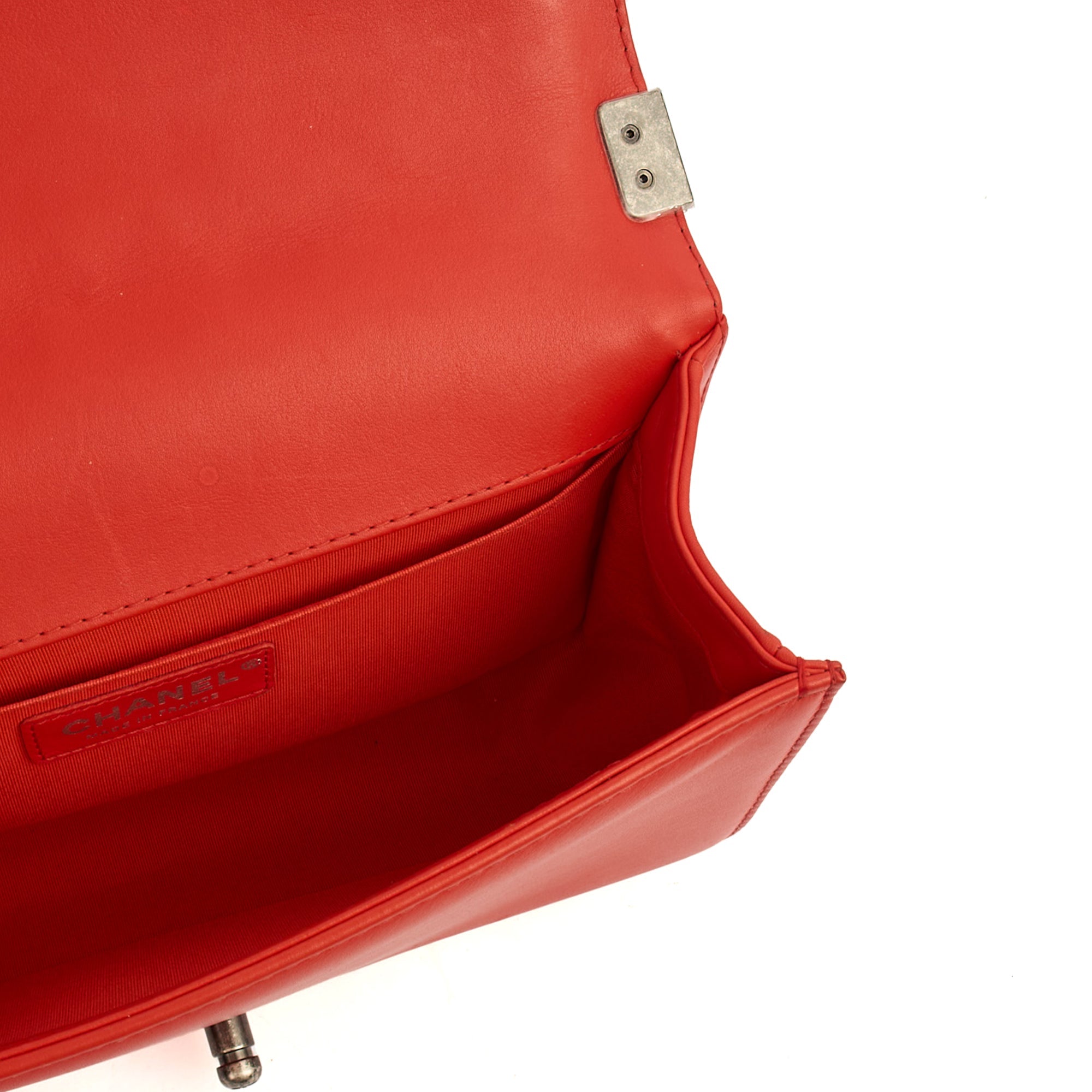 Chanel Cross Body Boy - Medium in Red, Calfskin Leather