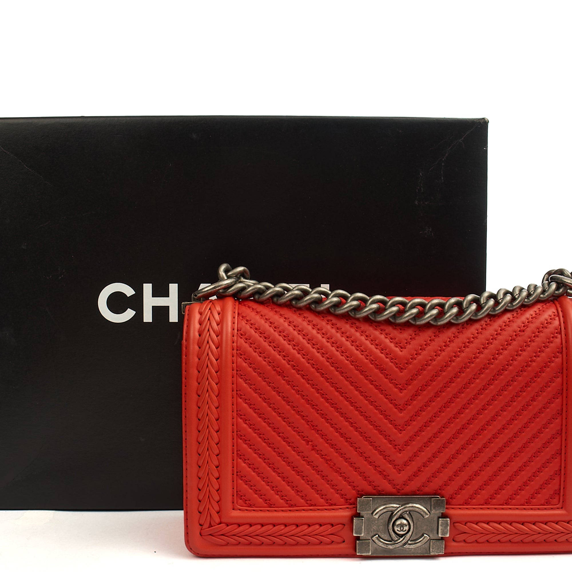 Chanel Cross Body Boy - Medium in Red, Calfskin Leather