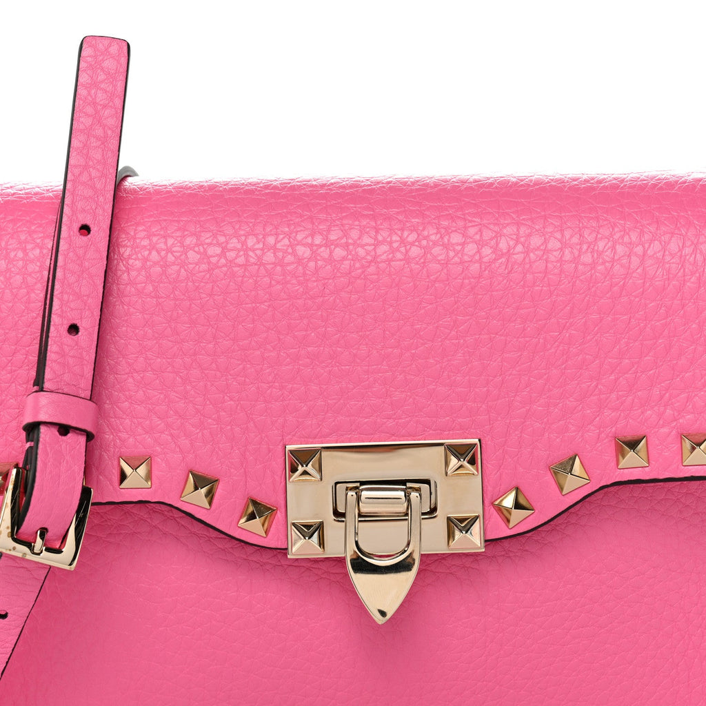 Pebbled Calfskin Medium Rockstud Flip Lock Crossbody Bag Feminine Pink