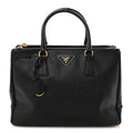 Saffiano Medium Galleria Double Zip Tote Black