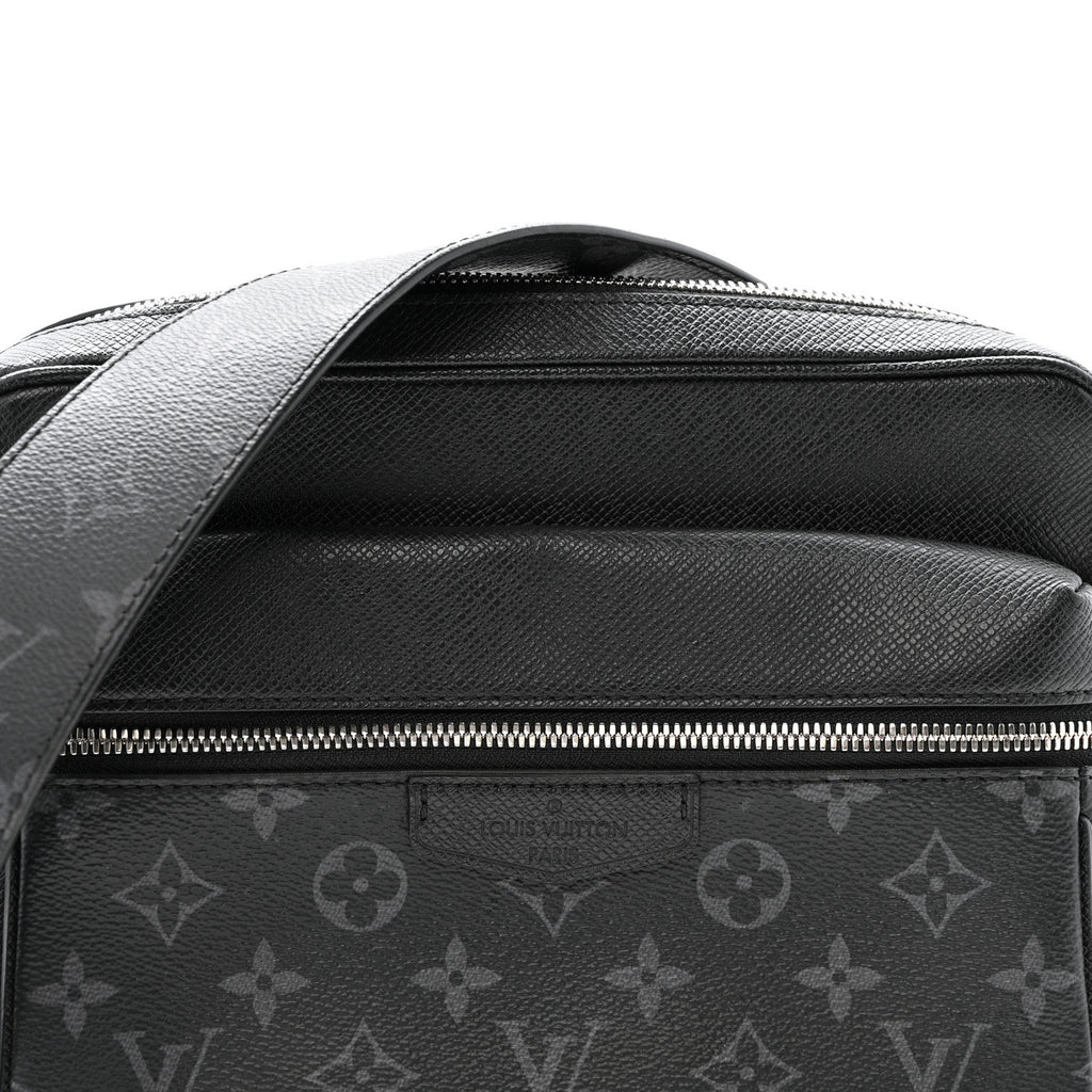 Taiga Monogram Eclipse Outdoor Messenger Black