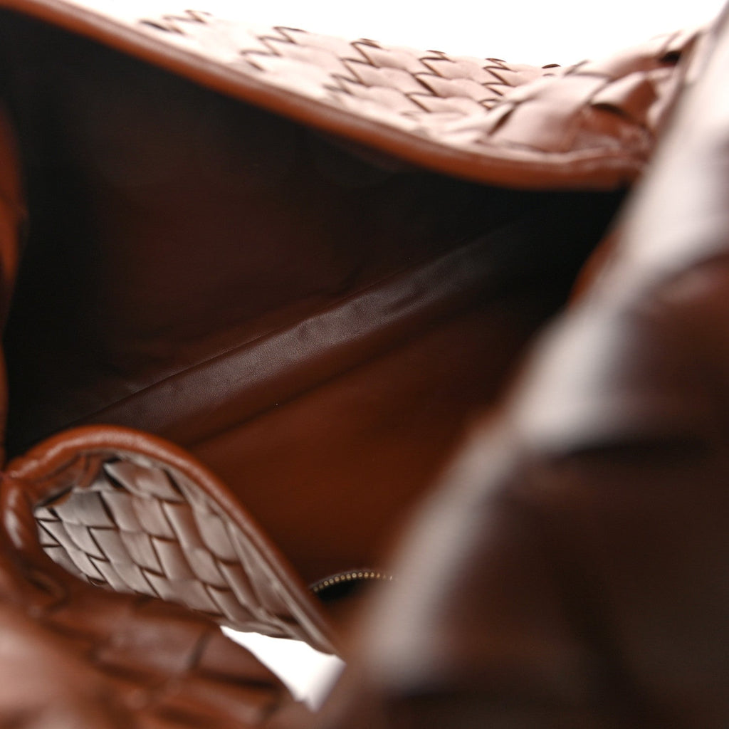 Calfskin Intrecciato Small Hop Sapele