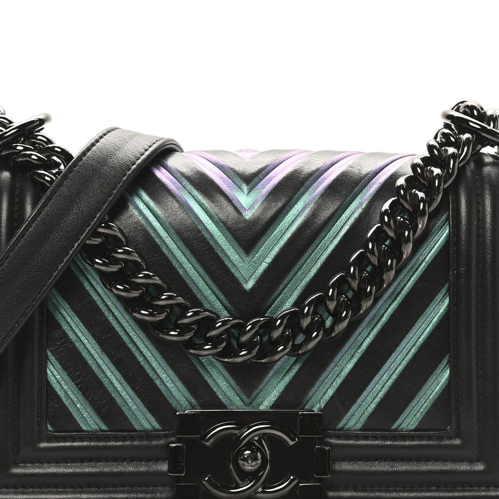 Calfskin Painted Chevron Embossed Medium Boy Flap Black