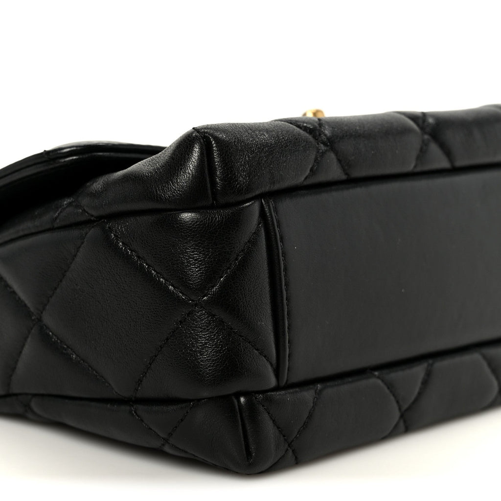 Shiny Lambskin Quilted Mini Pearl Logo Flap Black