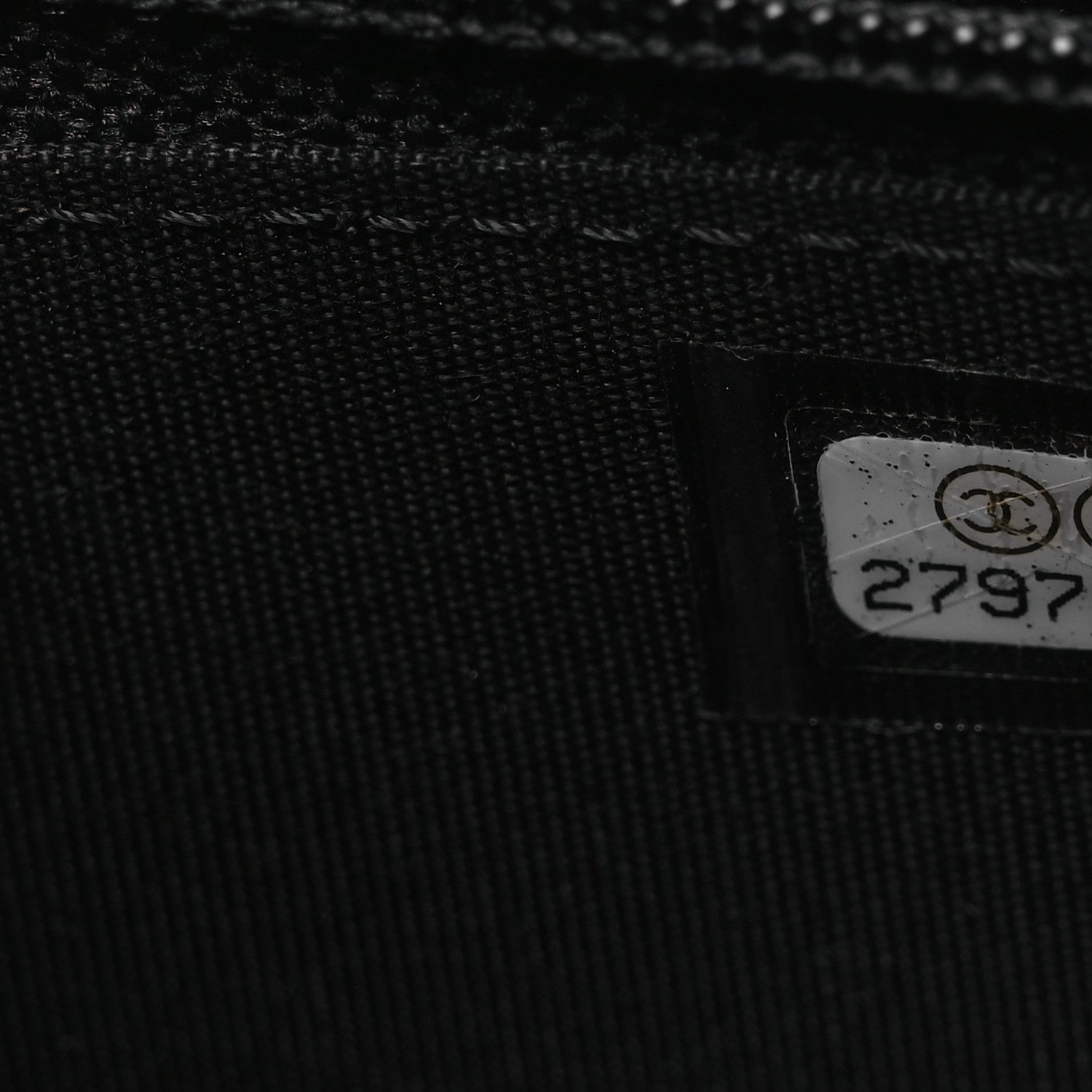 Caviar Quilted Medium Boy Flap Wallet Black