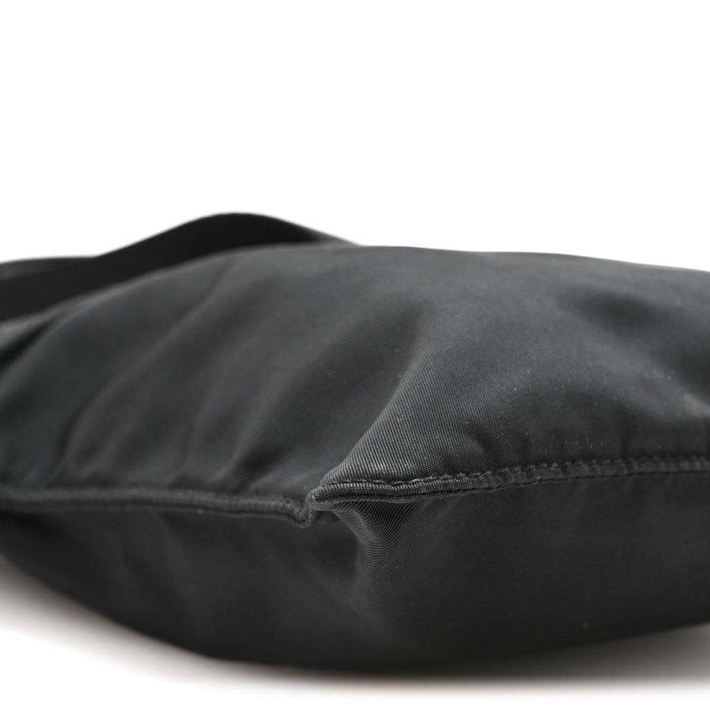 Nylon Small Flat Messenger Bag Black