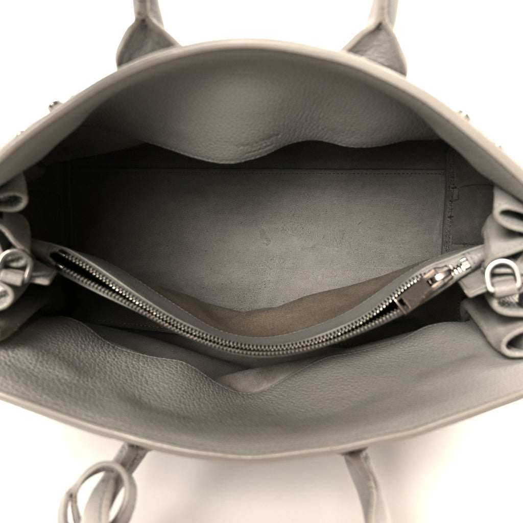 Grained Calfskin Small Supple Sac De Jour Grey