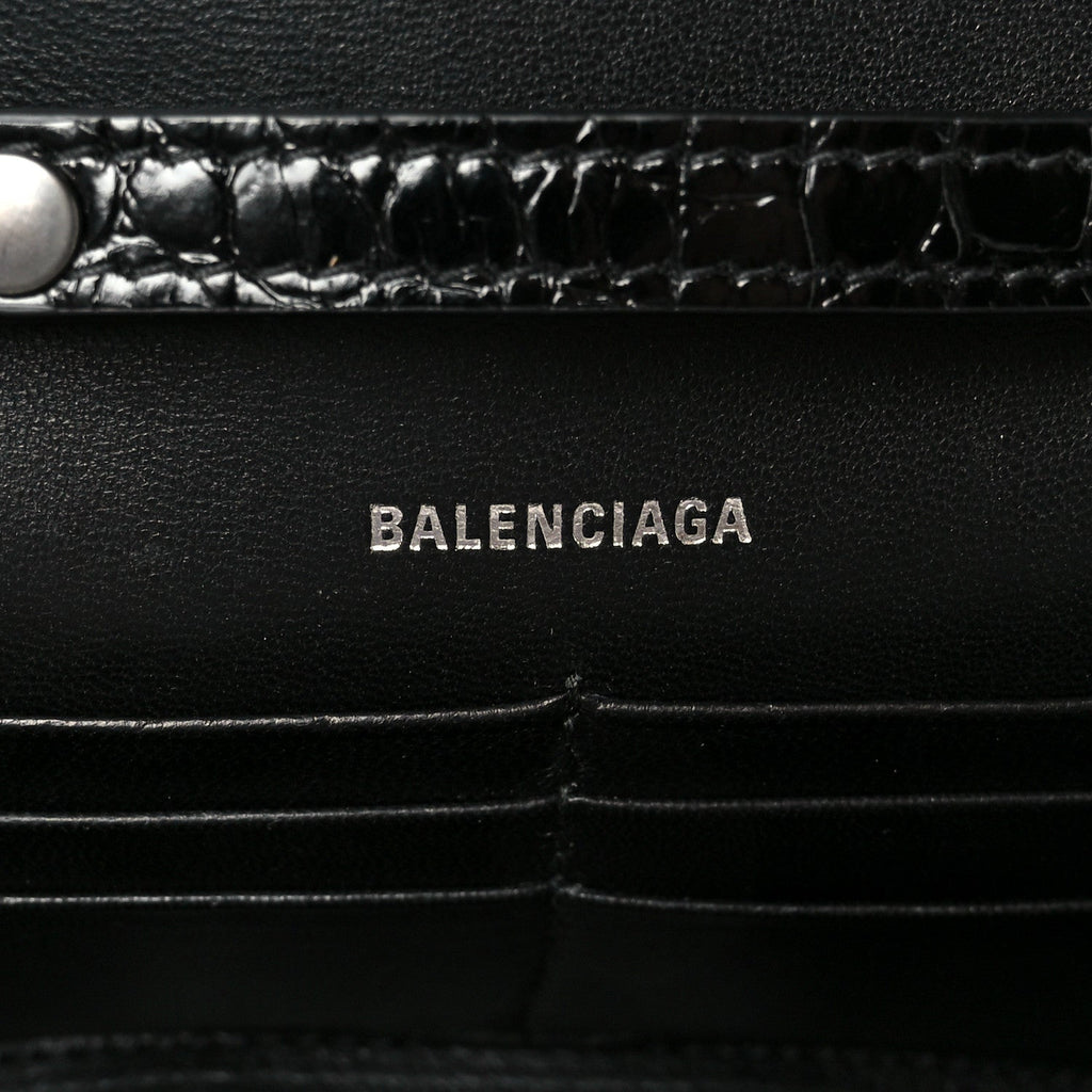 Shiny Calfskin Monochrome Crocodile Embossed Hourglass Chain Bag Black