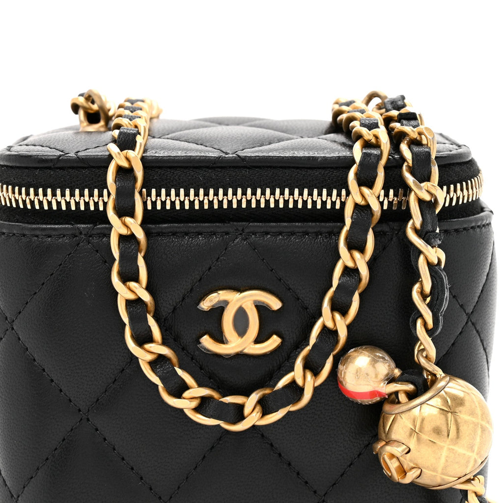 Lambskin Quilted Mini Pearl Crush Vanity Case With Chain Black