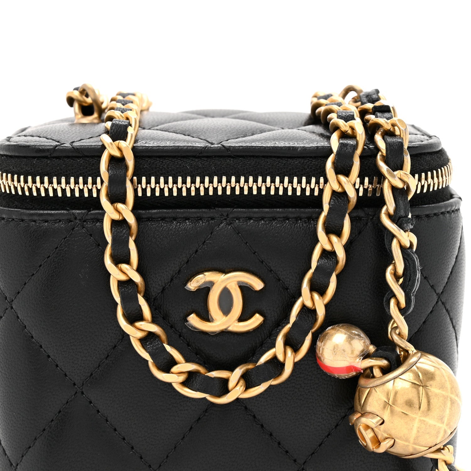 Lambskin Quilted Mini Pearl Crush Vanity Case With Chain Black