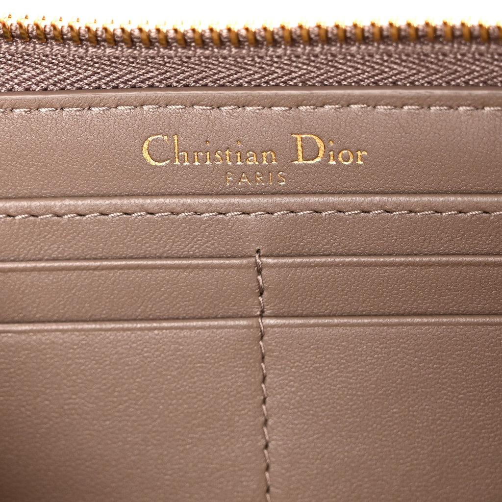 Grained Calfskin Supple Cannage Caro Zip Wallet Taupe