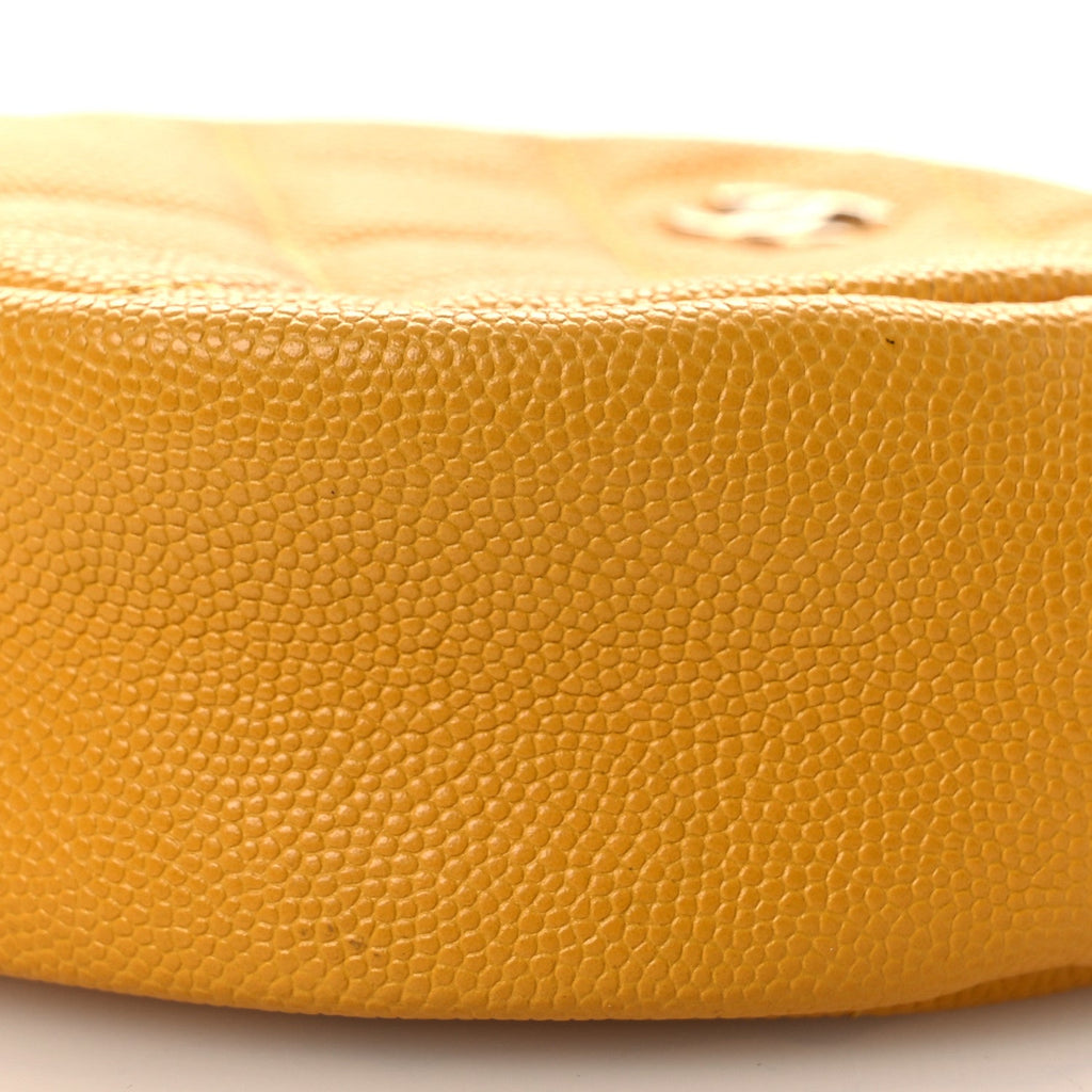 Caviar Quilted Round Clutch With Chain Yellow