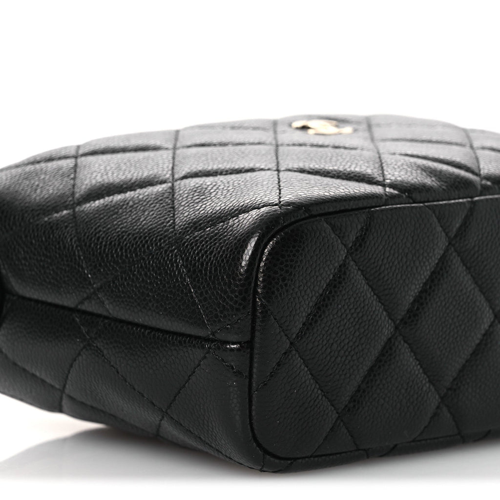 Caviar Quilted Hobo Clutch With Chain Black