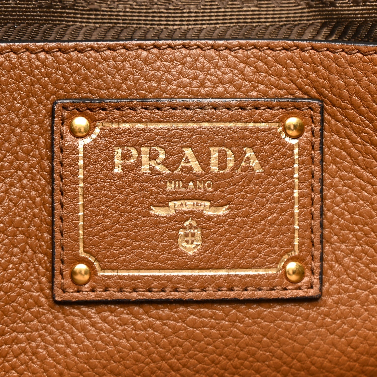 Vitello Phenix Tote Cannella