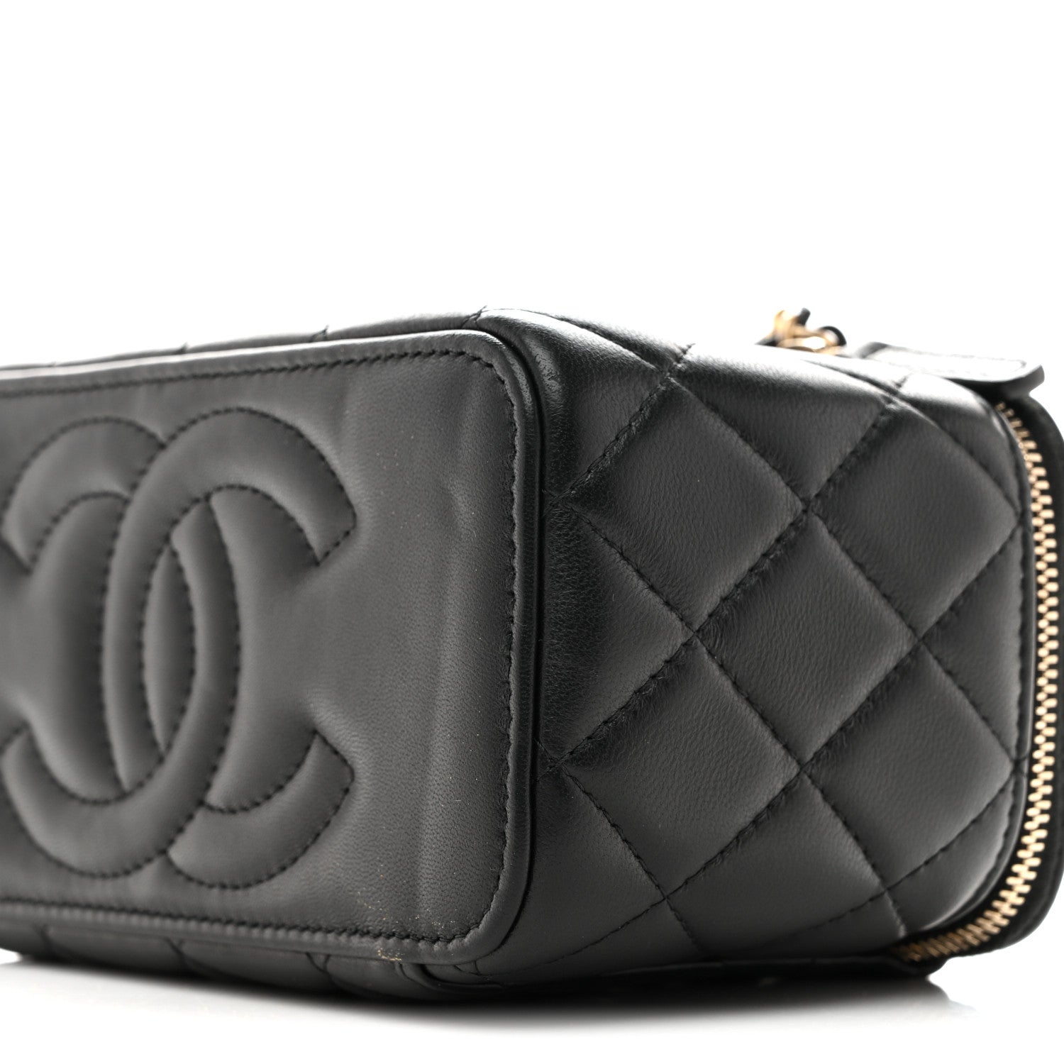 Lambskin Quilted Pearl Crush Small Vanity Case With Chain Black