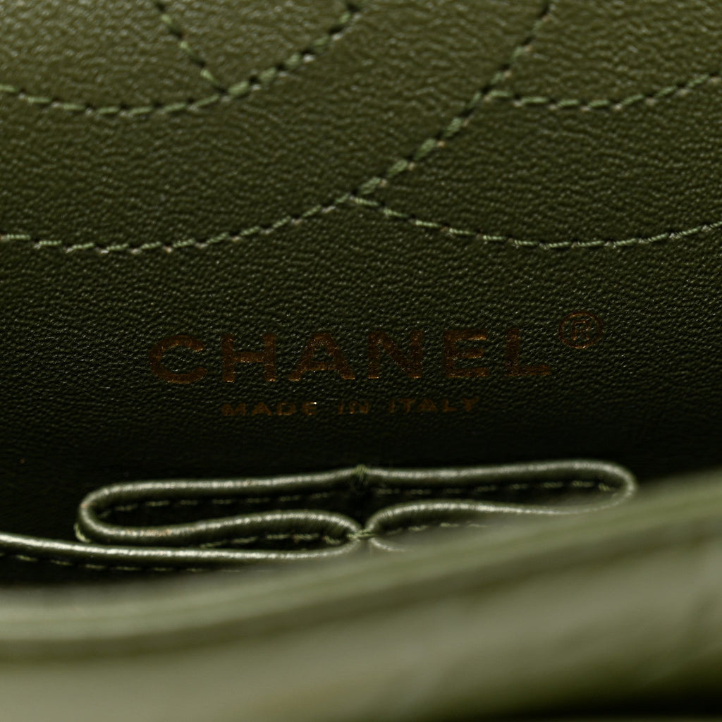Aged Calfskin Chevron Quilted 2.55 Reissue 225 Flap Green