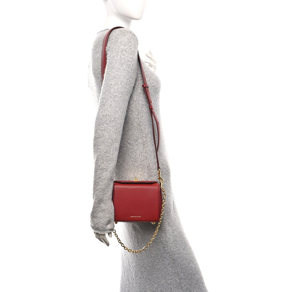 Silky Amish Grained Box Shoulder Bag 16 Lacquered Red