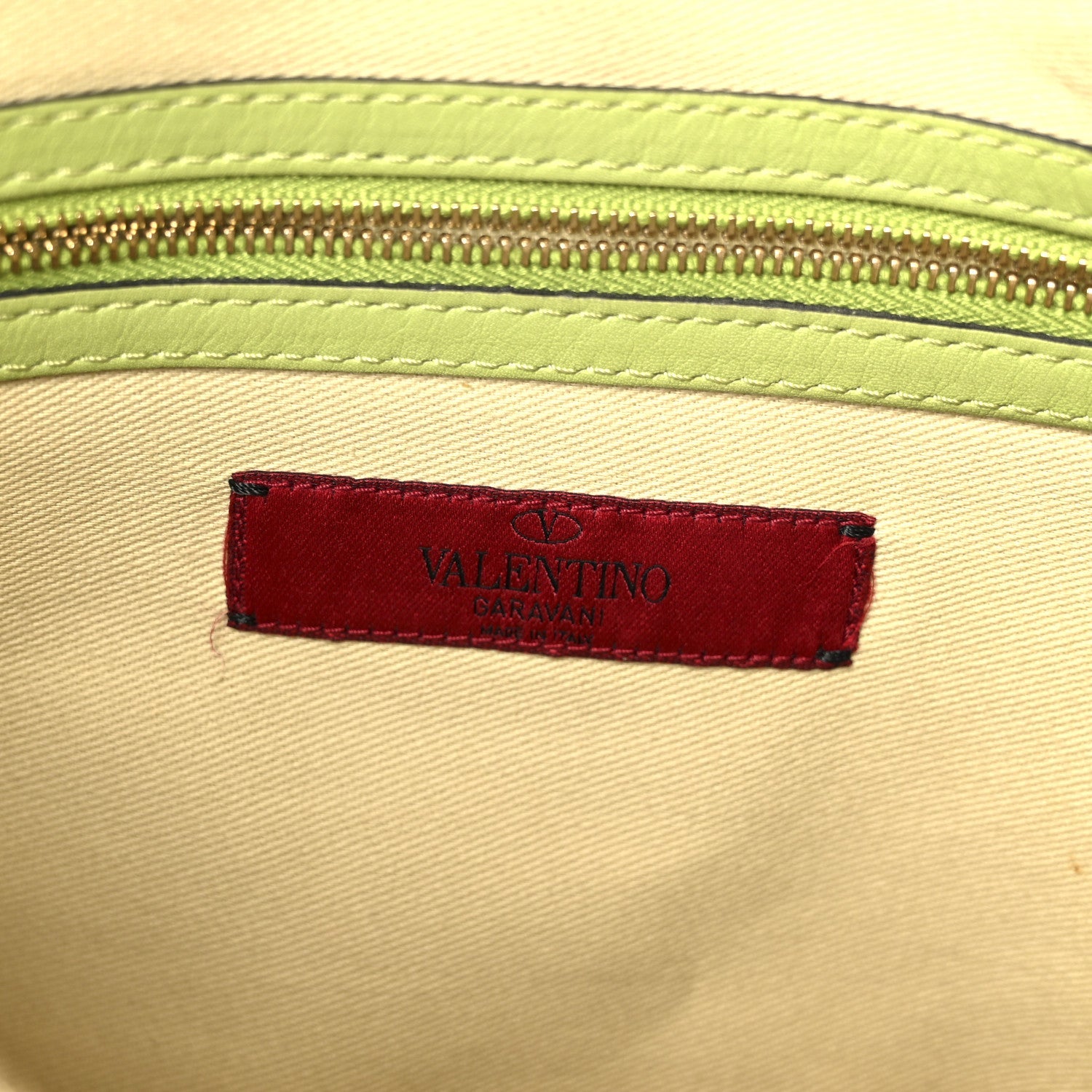 Vitello Large Rockstud Zip Wristlet Pouch Pop Apple