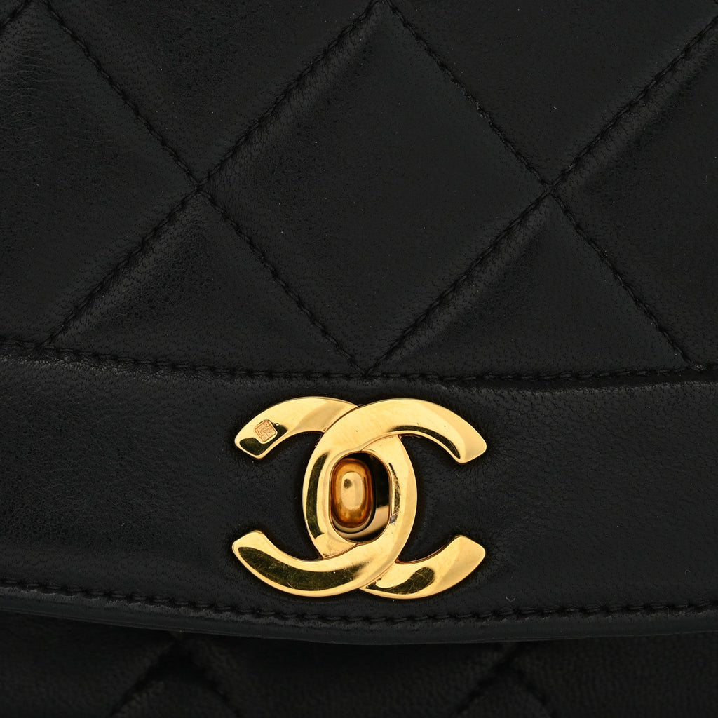 Lambskin Quilted Medium Single Flap Black