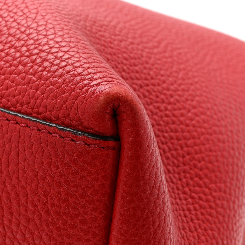 Pebbled Calfskin Medium Soho Chain Shoulder Bag Tabasco Red