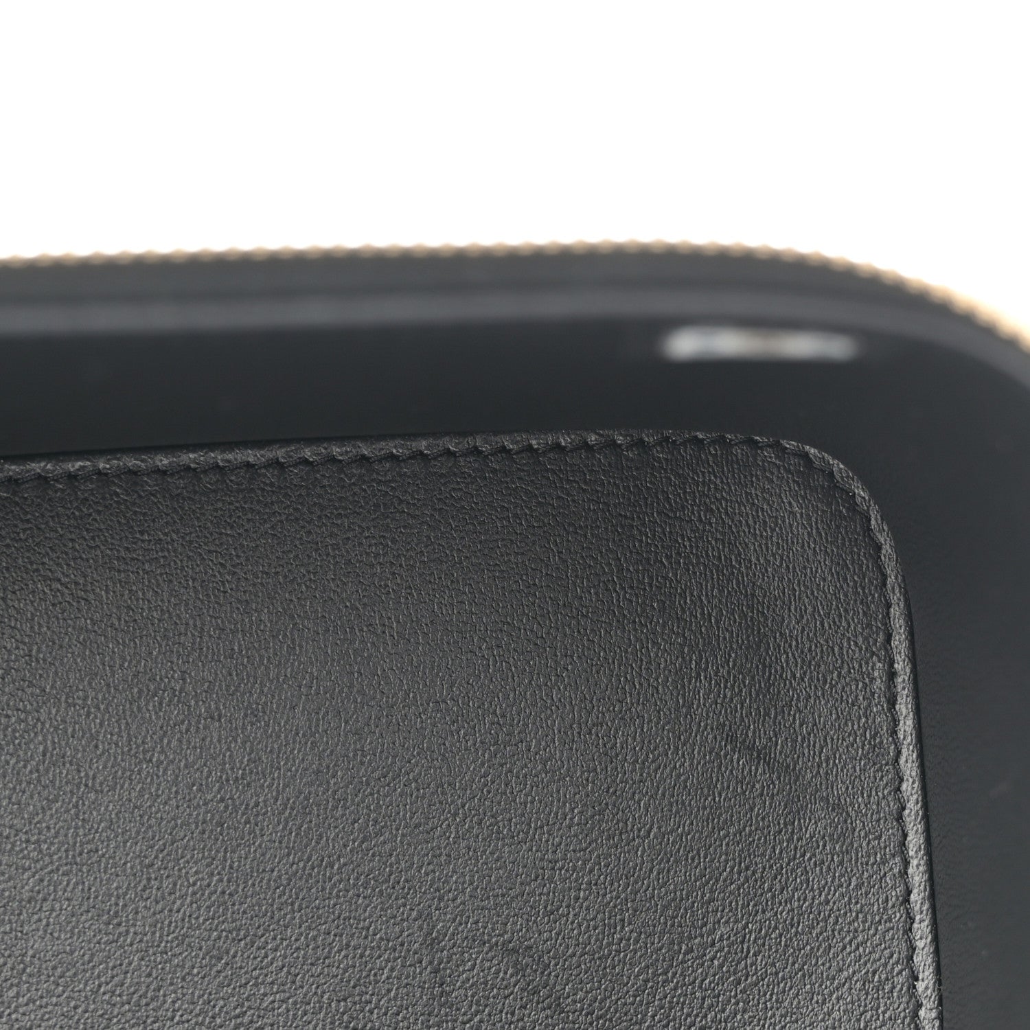 Lambskin Quilted Pick Me Up Vanity Case Black