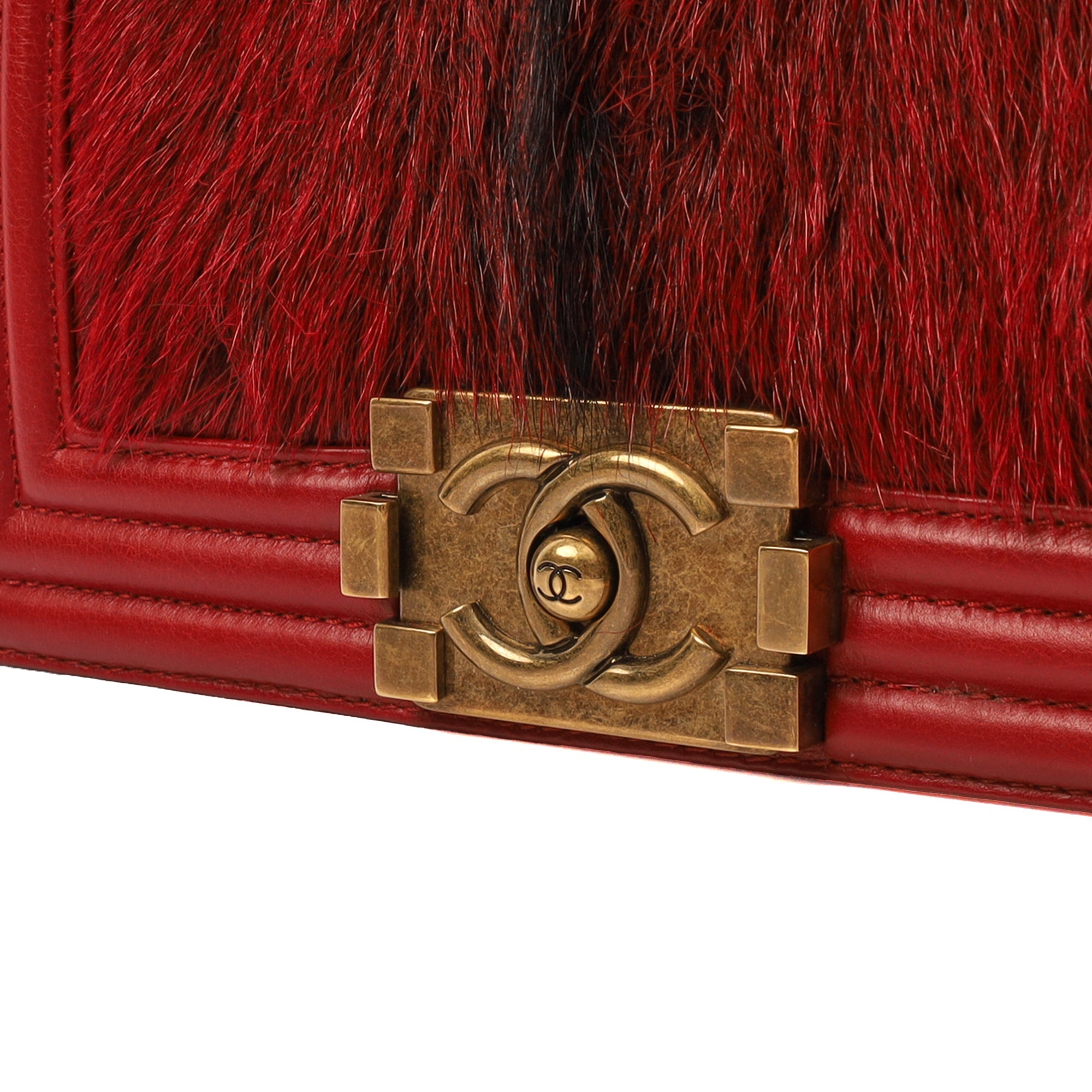 Chanel Shoulder Bag Boy - Small in Red, Calfskin Leather