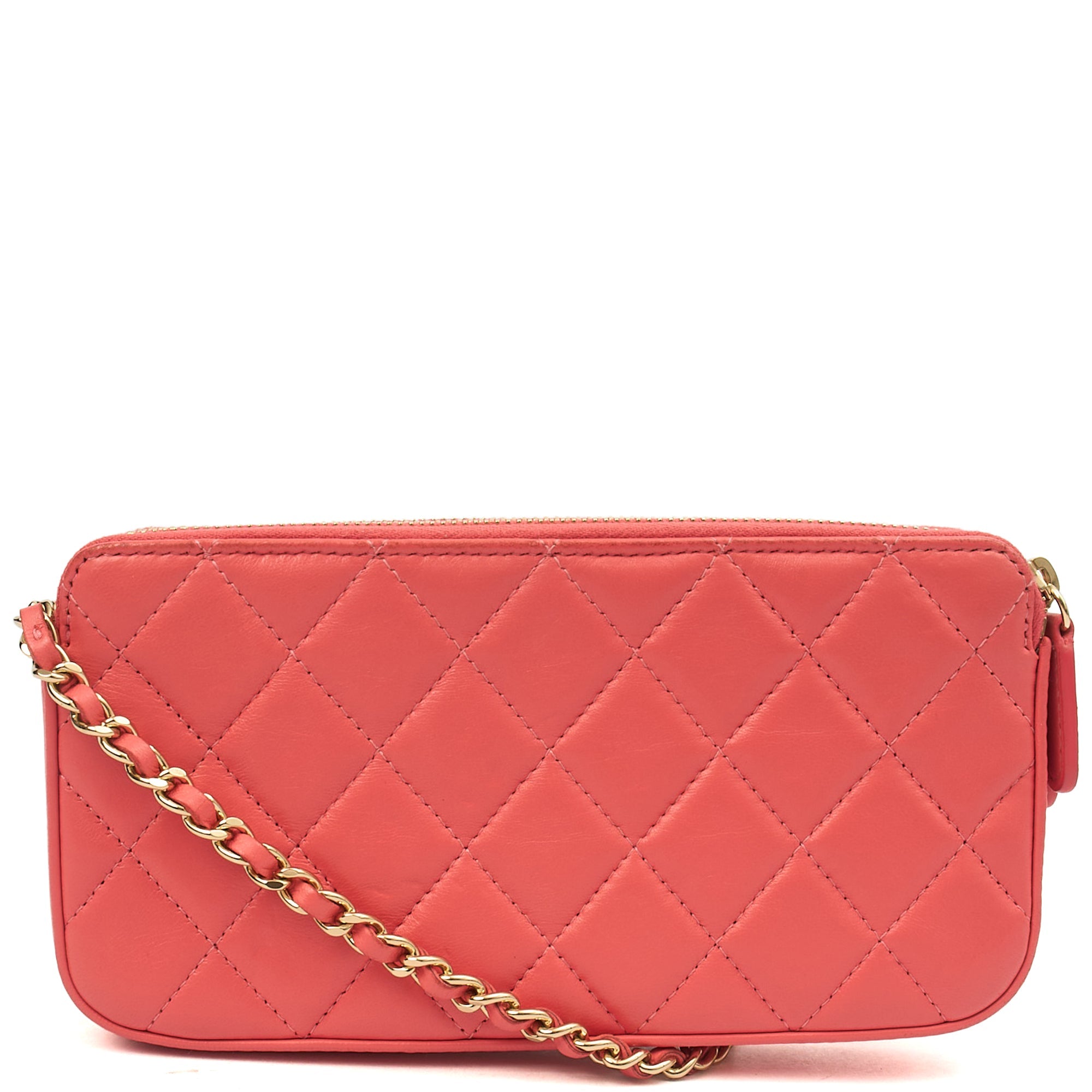 Chanel Cross Body Camellia - Wallet On Chain in Pink, Calfskin Leather