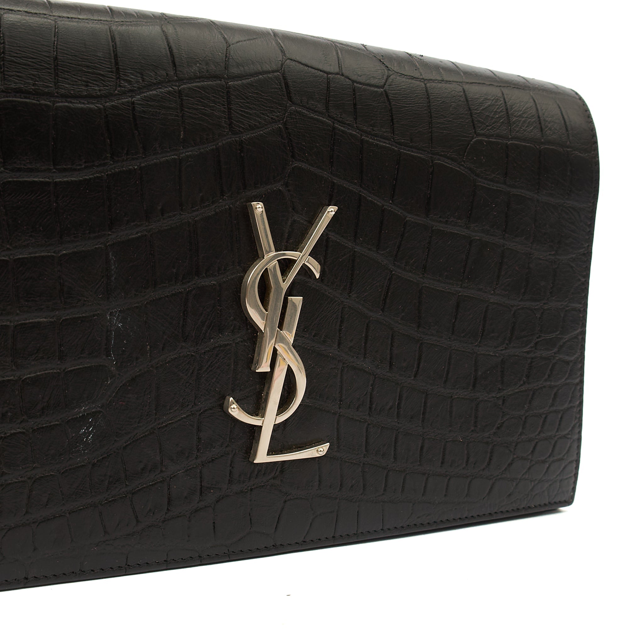 Saint Laurent Clutch Cassandra Clutch in Black, Exotic Effect Leather