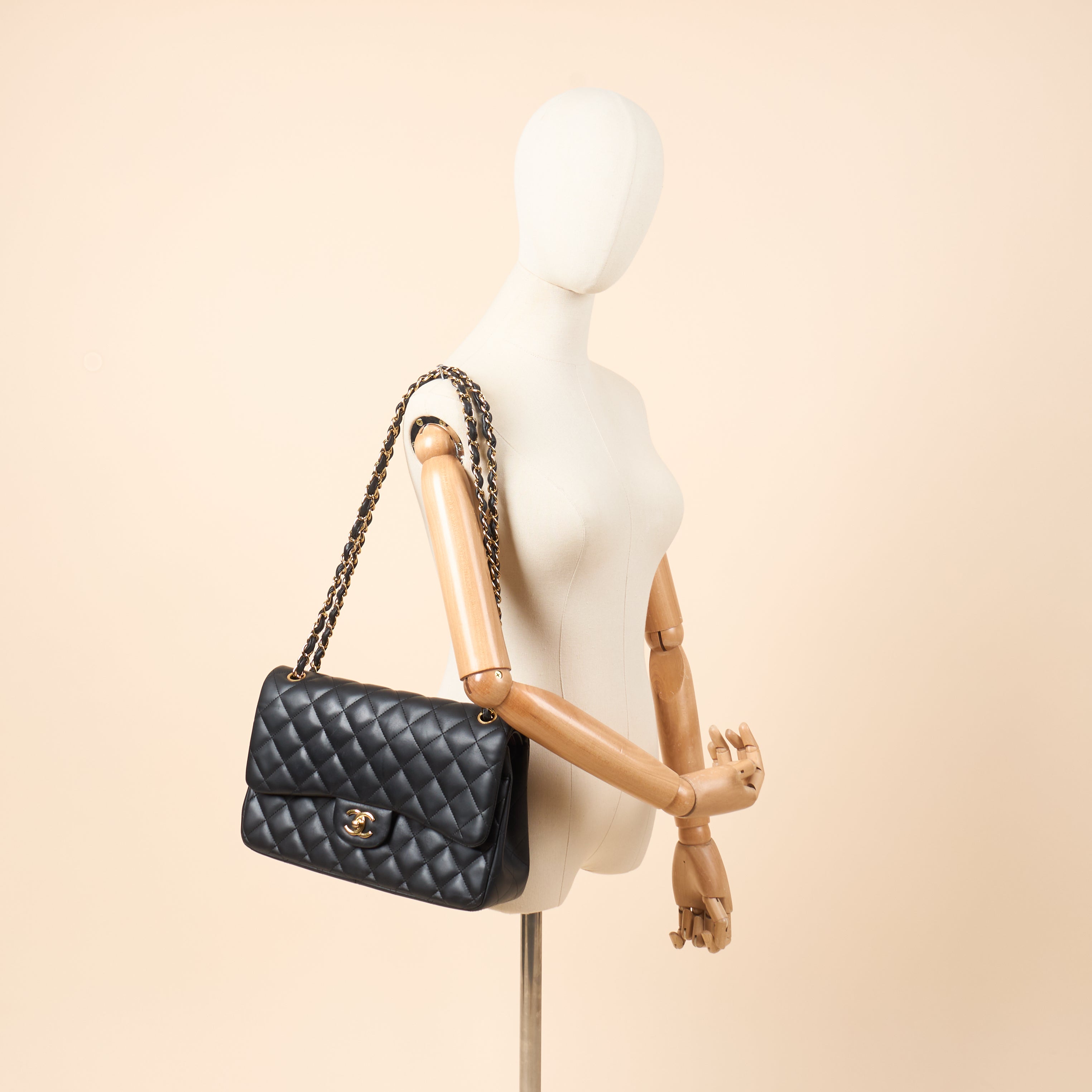 Chanel Shoulder Bag Classic Double Flap - Large in Black, Lambskin Leather