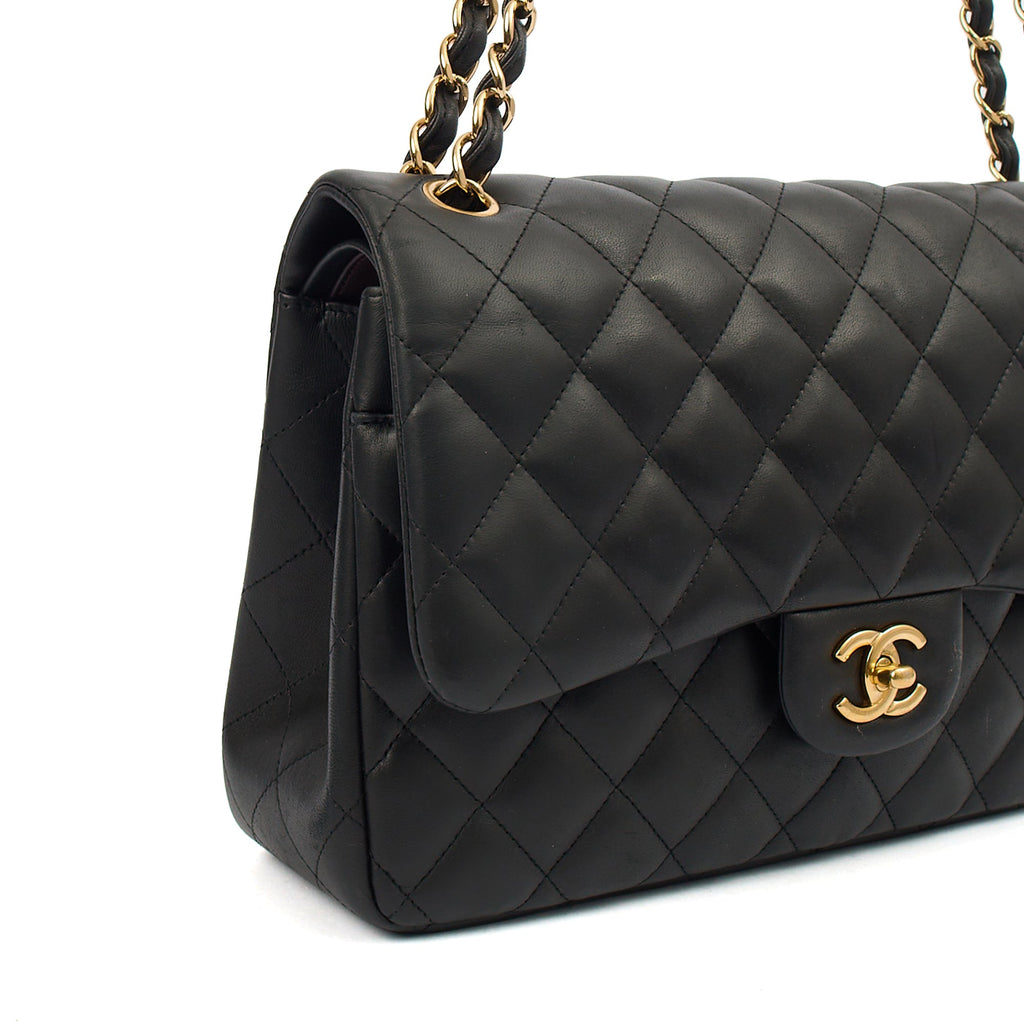 Chanel Shoulder Bag Classic Double Flap - Large in Black, Lambskin Leather