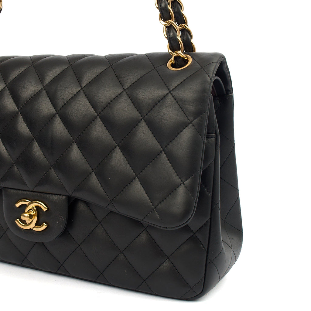 Chanel Shoulder Bag Classic Double Flap - Large in Black, Lambskin Leather