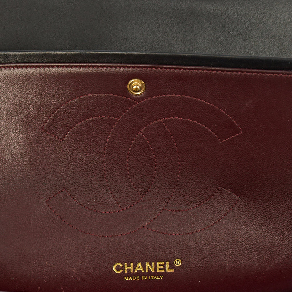 Chanel Shoulder Bag Classic Double Flap - Large in Black, Lambskin Leather