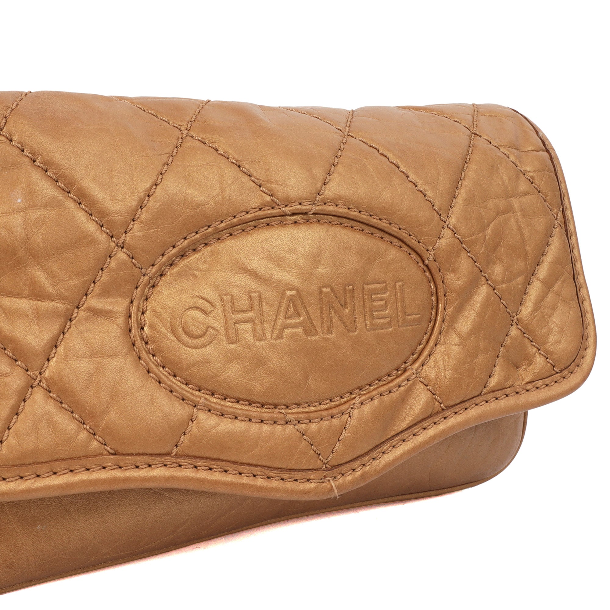 Chanel Shoulder Bag Vintage Shoulder Bag in Metallic, Calfskin Leather