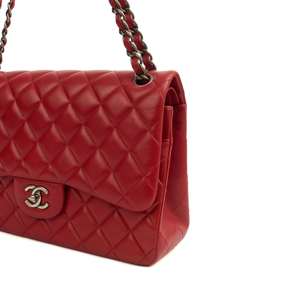 Chanel Shoulder Bag Classic Double Flap - Large in Red, Lambskin Leather
