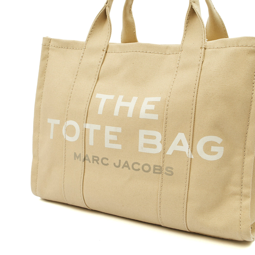 Marc Jacobs Tote The Tote Bag in Neutral, Fabric