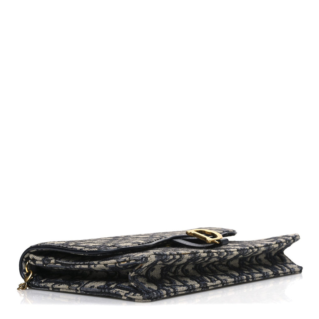 Oblique Saddle Chain Pouch Blue