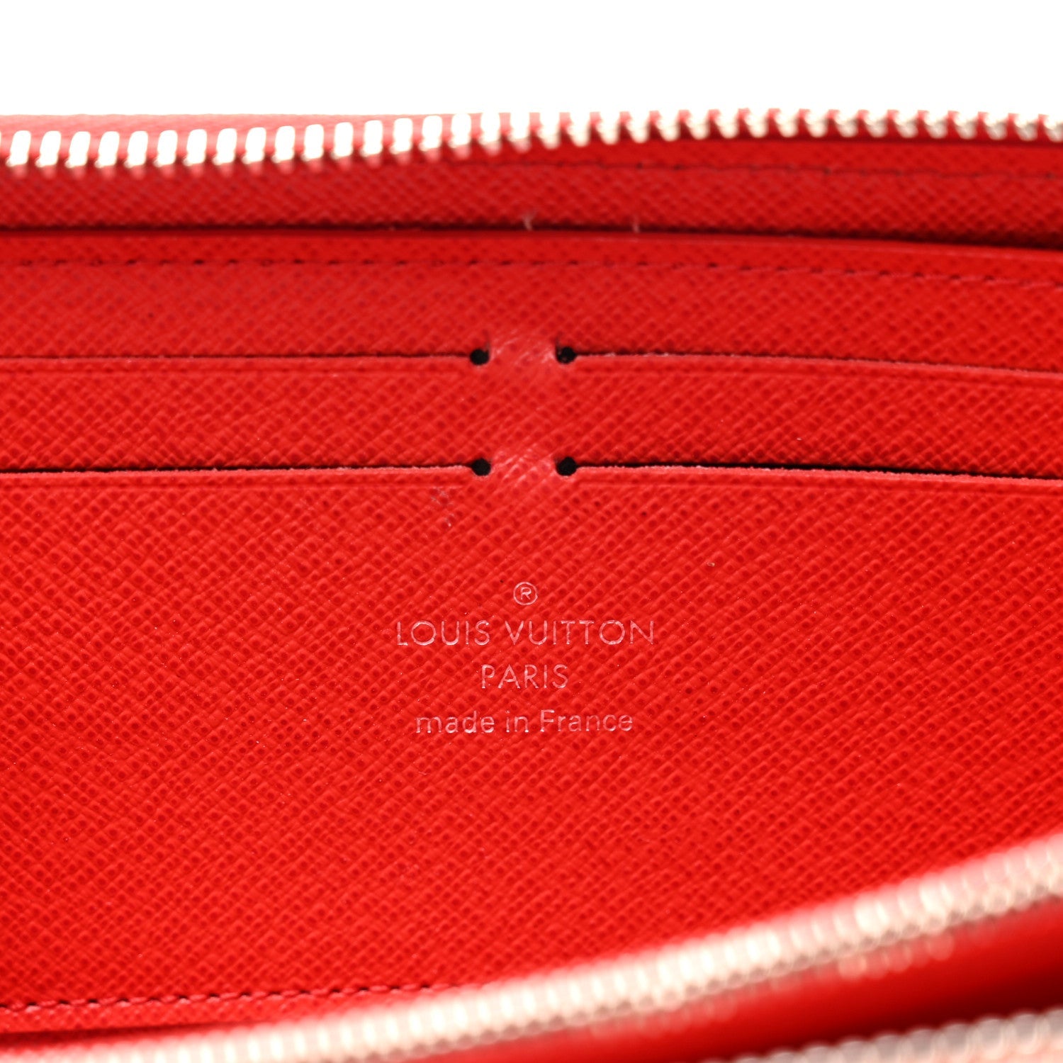 Epi Zippy Wallet Carmine