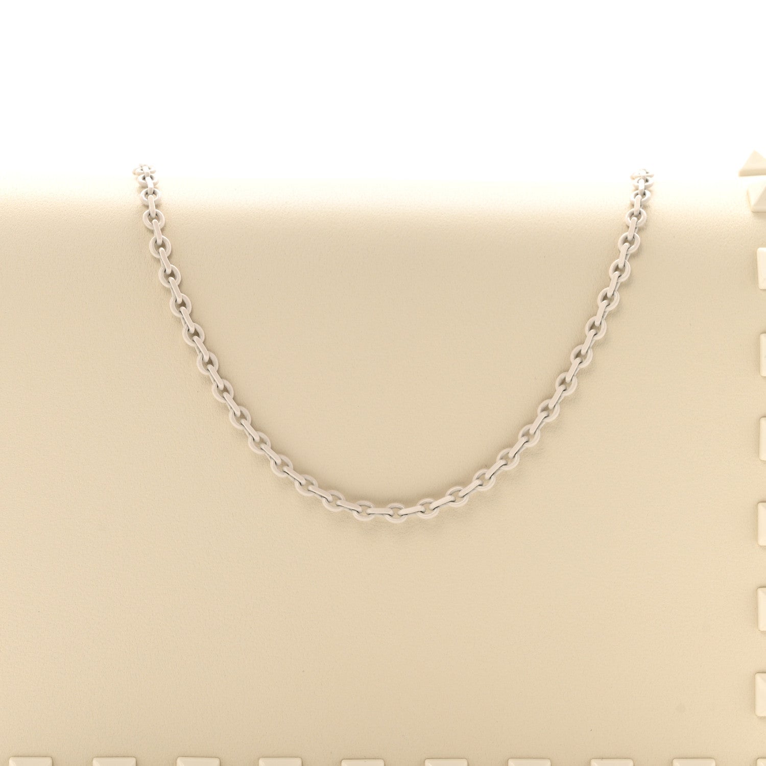 Calfskin Lacquer Monochrome Rockstud Wallet On Chain Ivory